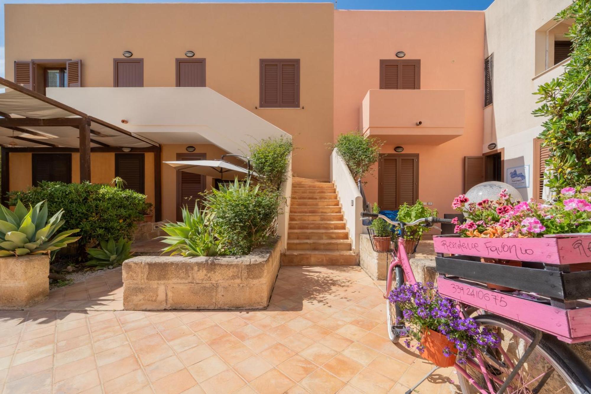 Residence Favonio Favignana Buitenkant foto